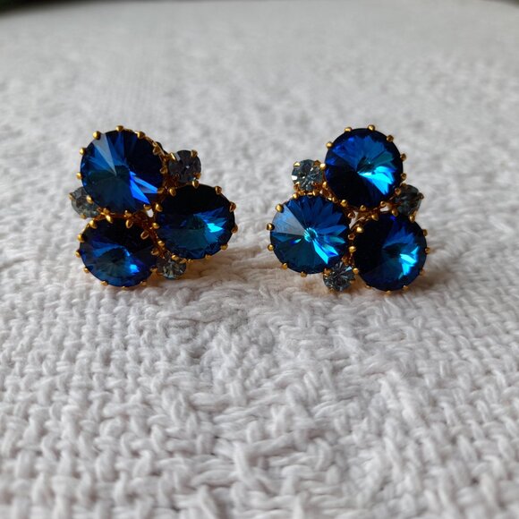 Vintage Blue Faceted Crystal Clip On Earrings Made in Austria - Picture 11 of 13